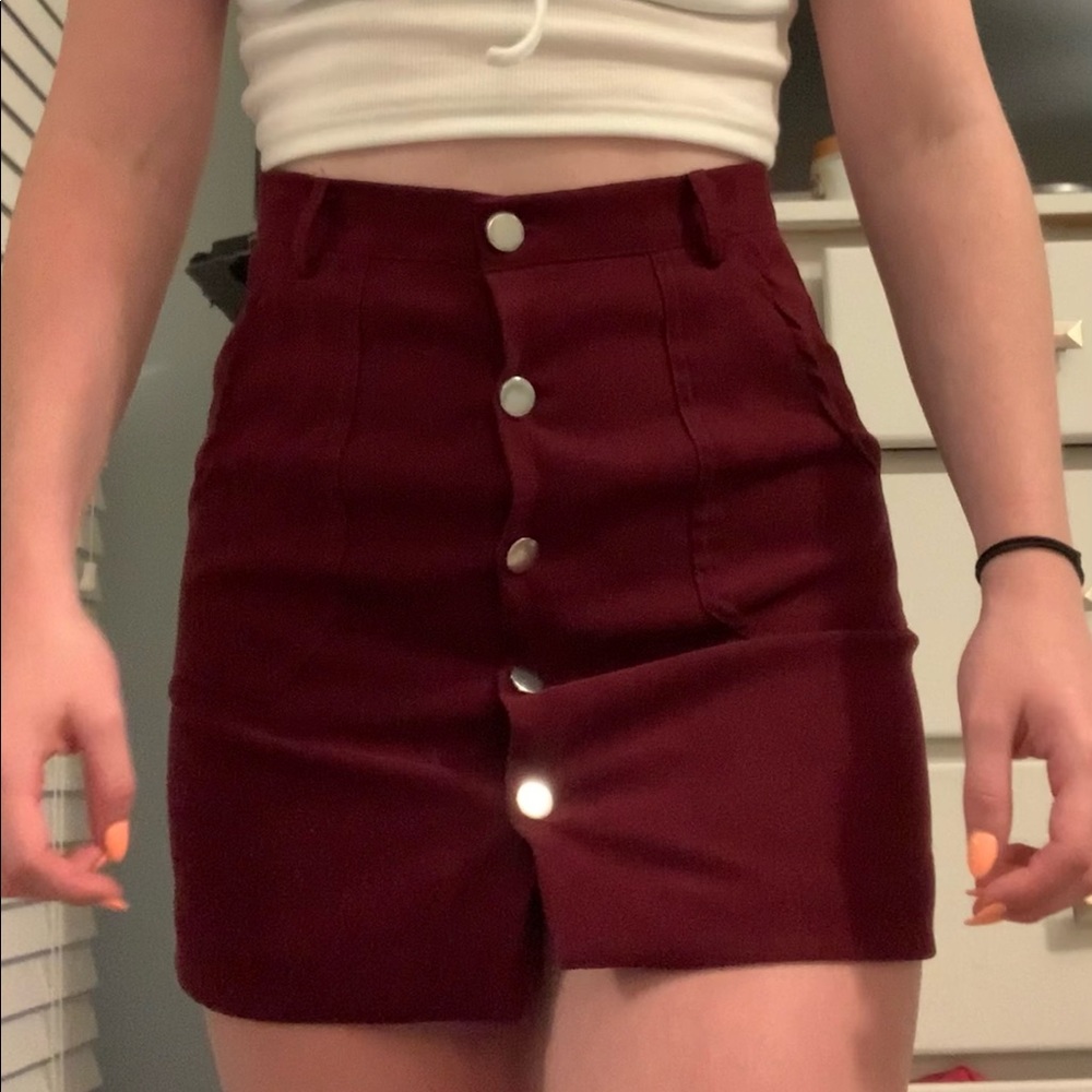 Mini Skirt - Picture 2 of 6